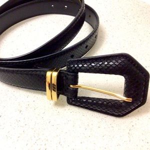 Zara snakeskin soft touch belt - size 85